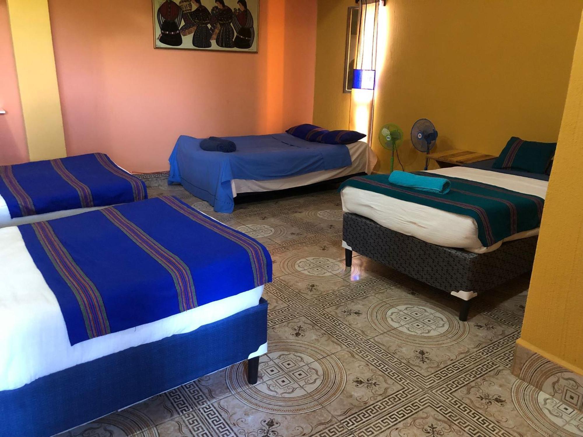 San Benito La Casa Coloradaホステル エクステリア 写真