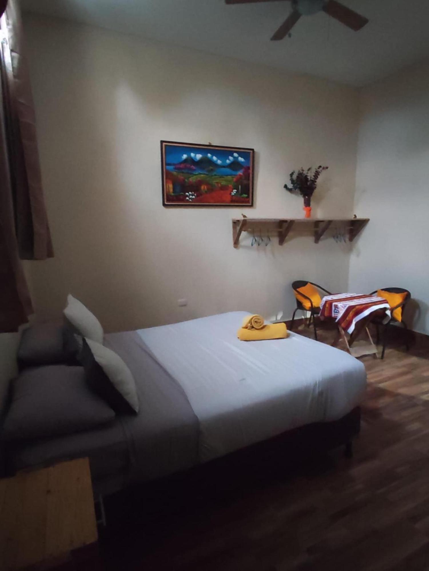 San Benito La Casa Coloradaホステル エクステリア 写真